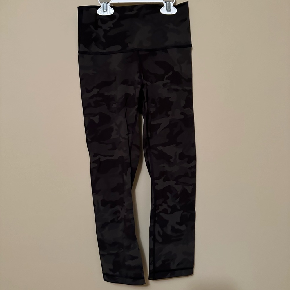 RARE 2014 lululemon high times pant, savasana camo